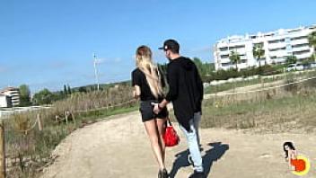 Slim blonde chick gets assfucked outdoor