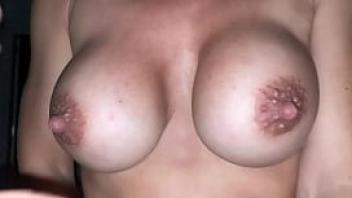 Tetas grandes amateur madurita real grandes pechos