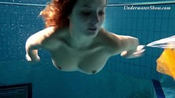 Edwige slutty teen underwater