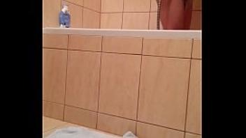 Polish milf ala piss shower porn videos - Pornvideoq 
