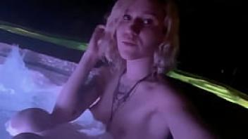 Misseklavia blonde in naked in hot tub