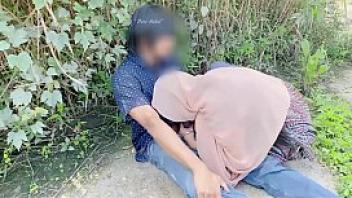 Girl raped forced in jungle porn videos - Pornvideoq 