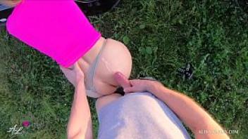 Public outdoor fuck babe with sexy butt young amateur couple pov