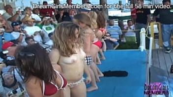 College girls go wild amp strip off bikinis on spring break