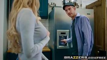 Brazzers mommy got boobs dont fuck the m in law scene starring amber jayne and danny d