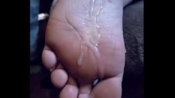 Cum all over my dirty little feet while i 039 m p