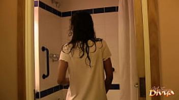 Indian teen divya shaking hot ass in shower