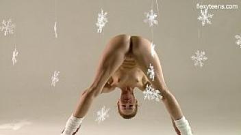Christmas themed gymnastics by sexy ass svetik