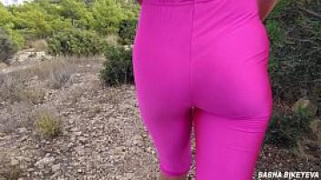 Risky outdoor masturbation and squirt perfect ass in pink spandex leggings sports girl sasha bikeyeva