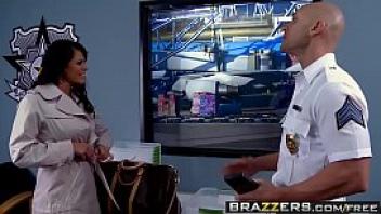 Brazzers b got boobs airport secur titty scene starring savannah stern and johnny sins