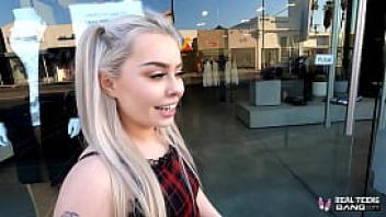 Real teens sexy blonde haley spades got banged on her first porn casting