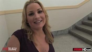 Flower tucci drinks his piss and sucks his dick