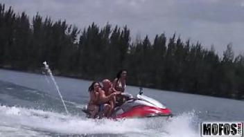 Teens ride the party boat video starring eva saldana mofos com