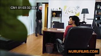 Boss bangs worker doesnt know about hidden camera