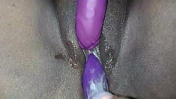 Dildo and squirting 2