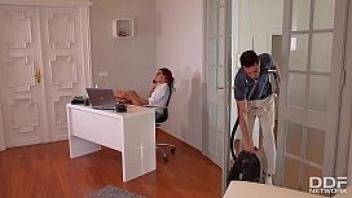 Rose valerie anal office cleaning with kai taylor long pipe