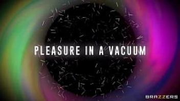 Pleasure in a vacuum brazzers download full from http zzfull com arr