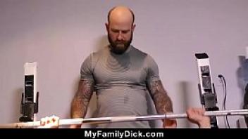 Older tattooed muscle coaches virgin stepson on thick cock