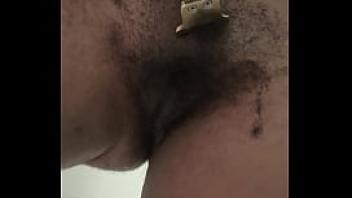 Sexy ebony shaving hairy pussy in shower