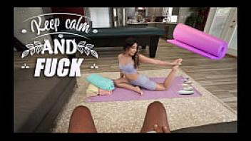 Virtual porn helping to stretch out petite latina xxlayna marie yoga