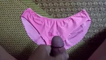 S p ch m bi m agrave u h ng c a em cum on panties compilation the best