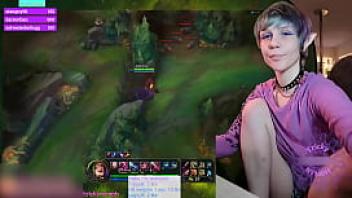 Tricky nymph plays league of legends on chaturbate 25 on jinx