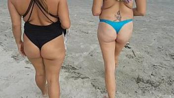 Eu e minha amiga gozando gostoso na praia fada mel paty bumbum el toro de oro