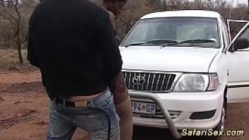 African babe picked up for outdoor fuck