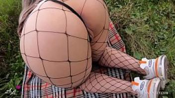 Outdoor pov sex amateur couple in a field big ass in pantyhose
