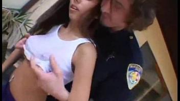 Arrested cheerleader gets fucked pussylicking and bubble butt